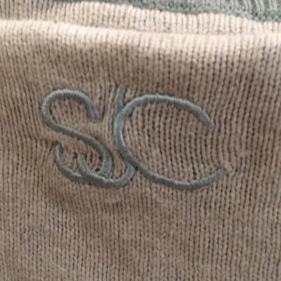 Classic Sean John sweater - Picture 3 of 3